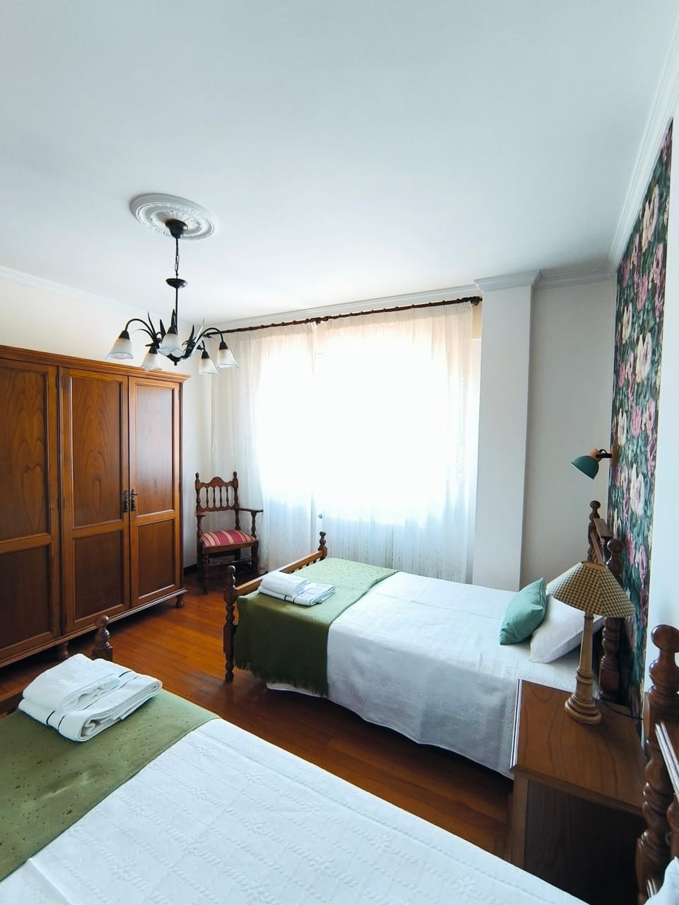 Bed, Photo of the whole room, Bedroom, towels, wardrobe