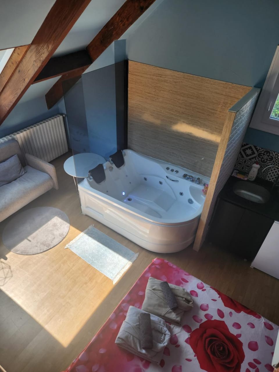 Bleu studio jaccuzi appart Apartment in Île-de-France