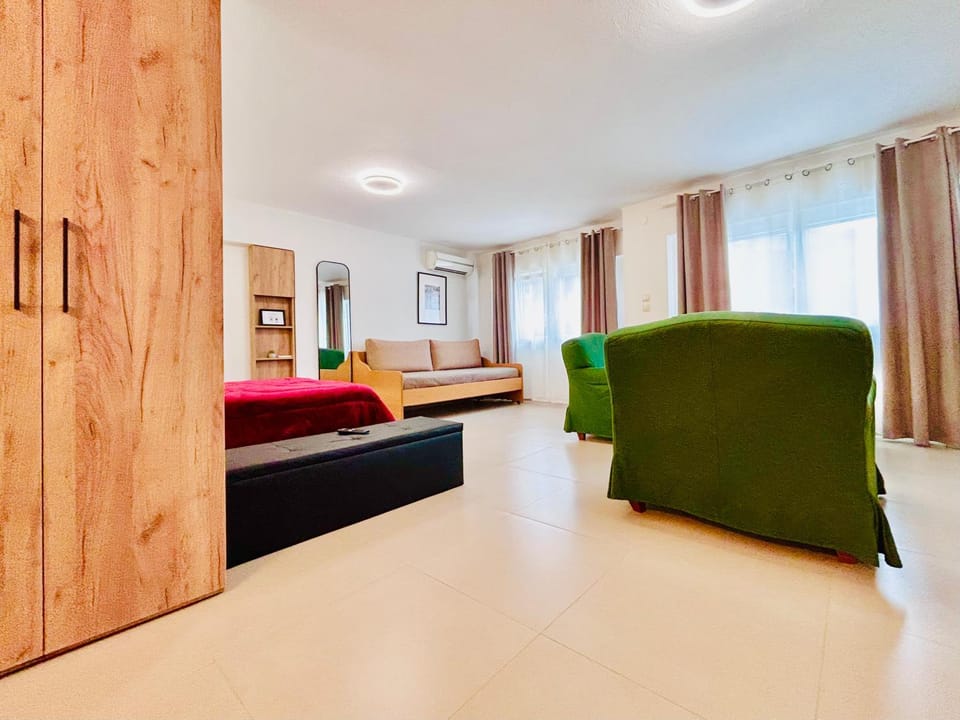 Bed, Living room, Photo of the whole room, Seating area, Bedroom, wardrobe