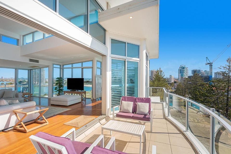 Nielsen on the Park Unit 6 Apartment in Tweed Heads