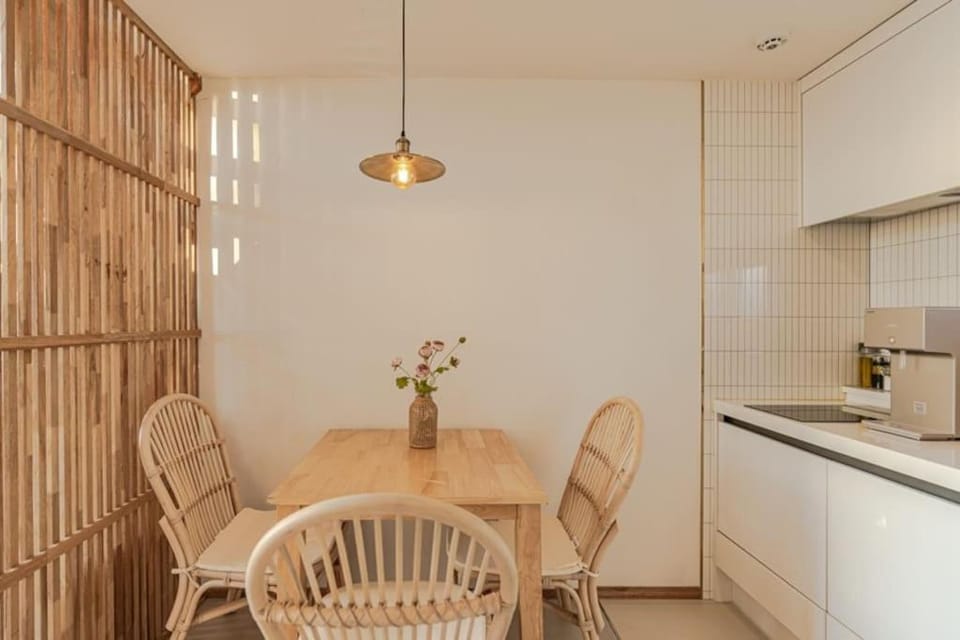 Le Village Aewol F House in South Korea
