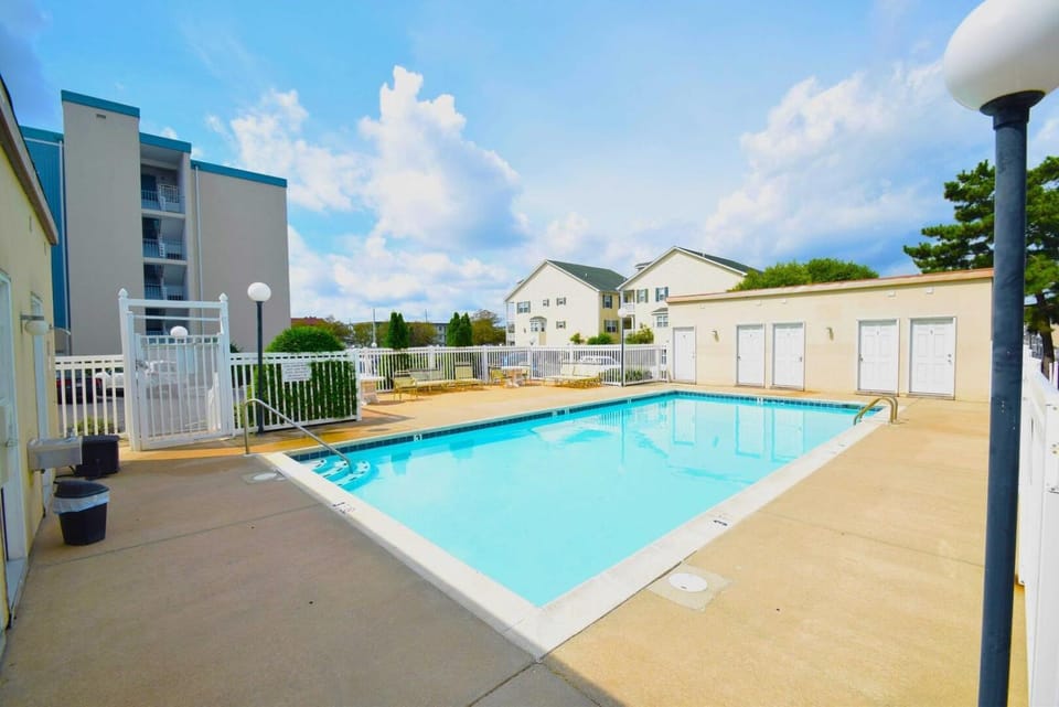 Amber Waves 300 condo Apartment in Ocean City