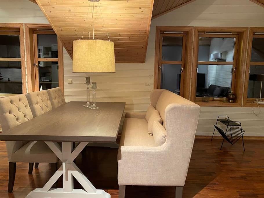 Flott rorbu på idylliske Langevåg/Bømlo House in Rogaland