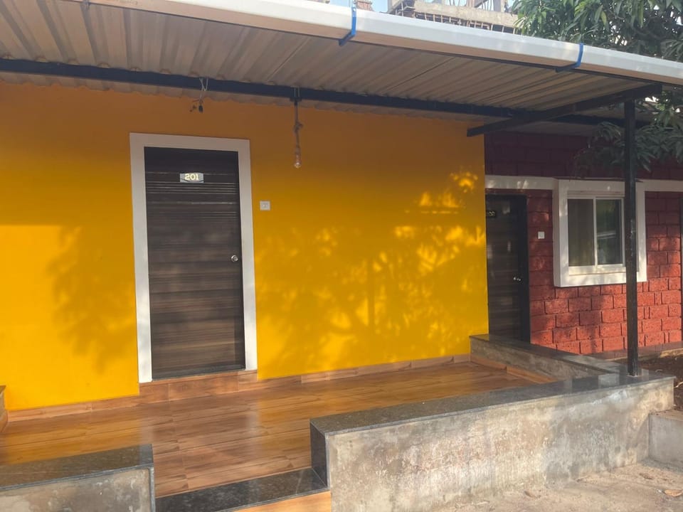 Property building, Day