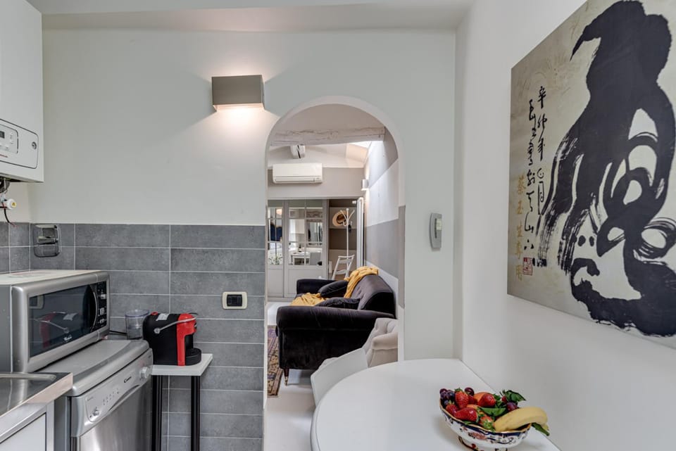 Kitchen or kitchenette, Living room, Food and drinks, Seating area, Food, dishwasher, minibar, pet friendly, stove