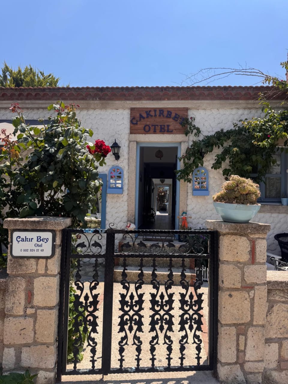 Çakir Bey Hotel Bed and Breakfast in Alaçatı