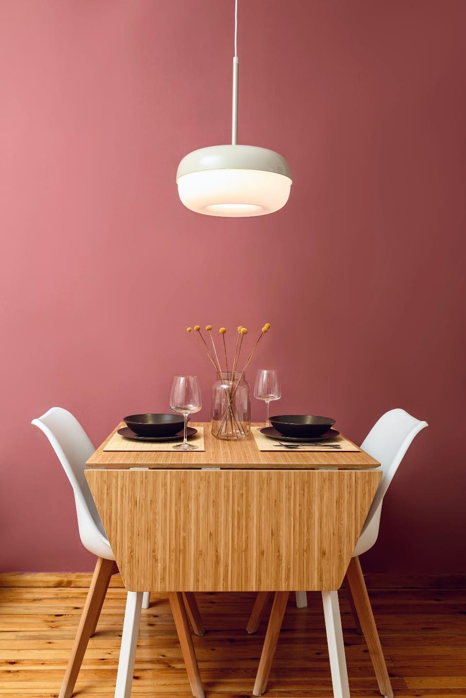 Dining area, Food