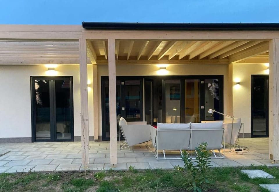 Art House - Révfülöp Apartment in Hungary
