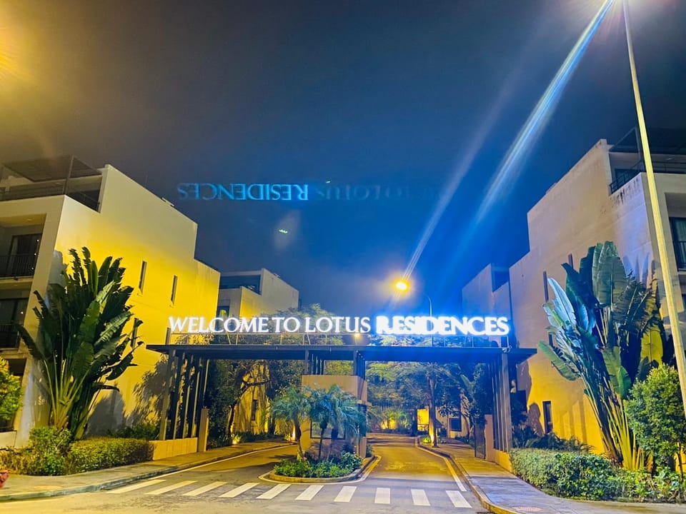 Property building, Night, Street view