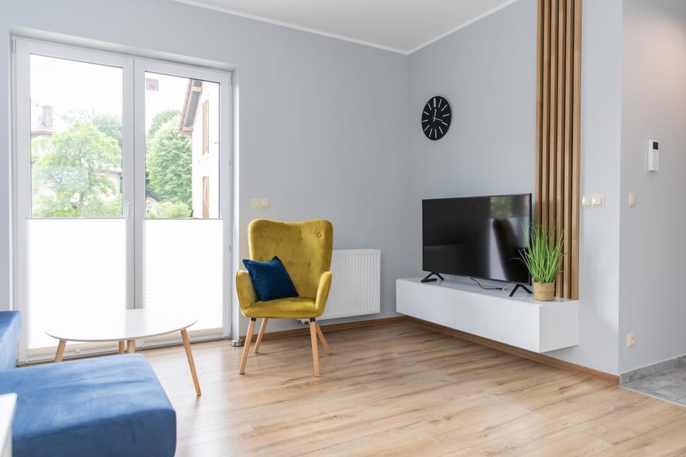 TV and multimedia, Seating area