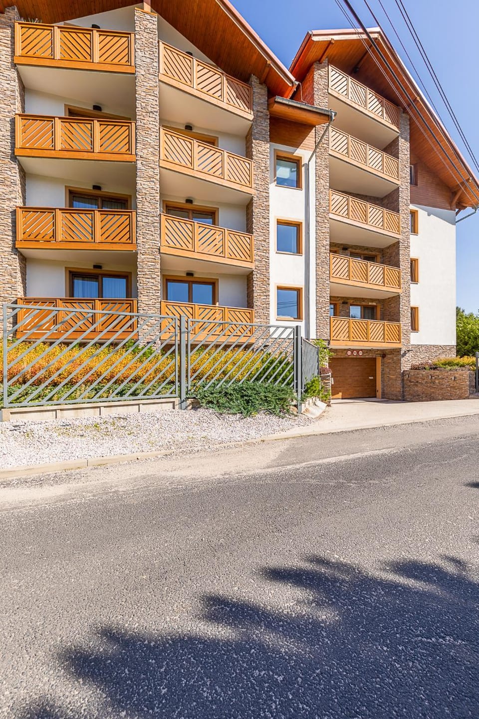 Property building, Day