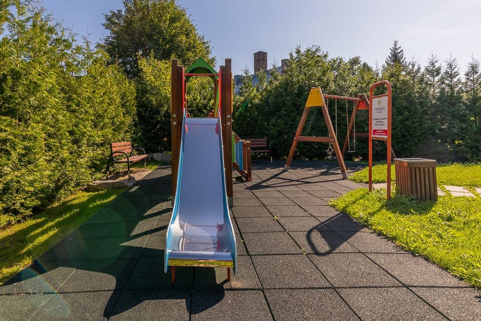 Day, Children play ground