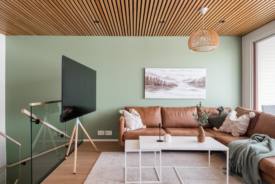Communal lounge/ TV room, TV and multimedia, Living room, Seating area, Evening entertainment