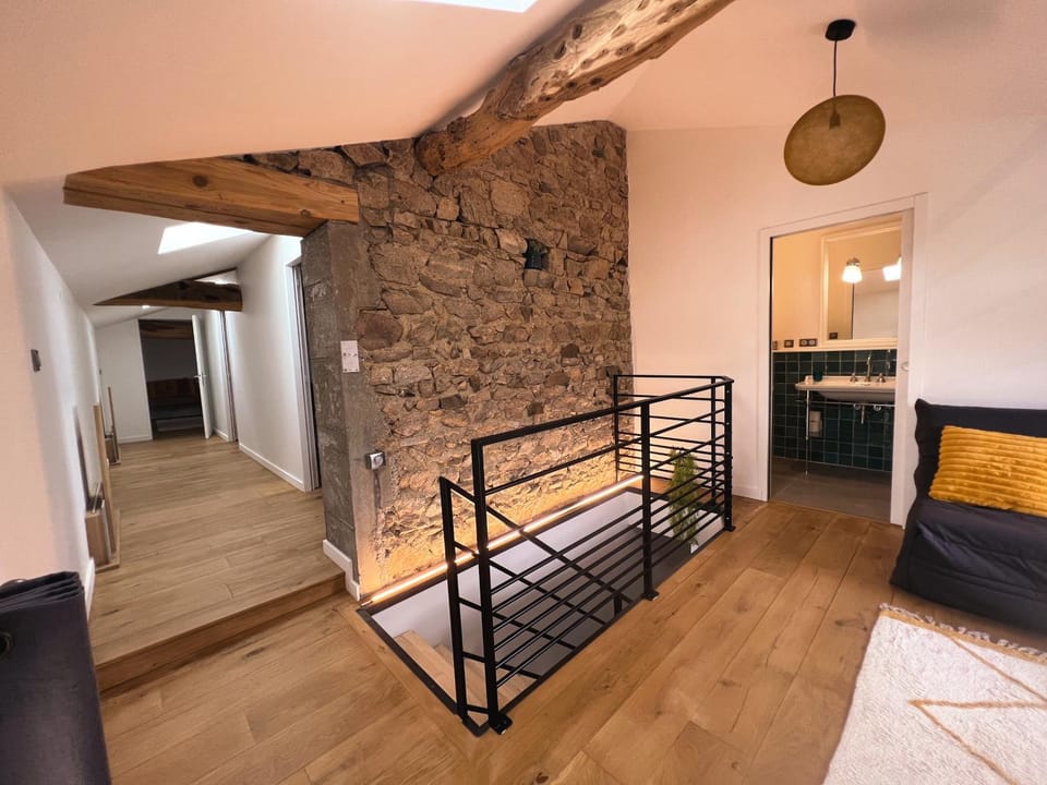 Bulles en Beaujolais Spa & Sauna Apartment in Bourgogne-Franche-Comté