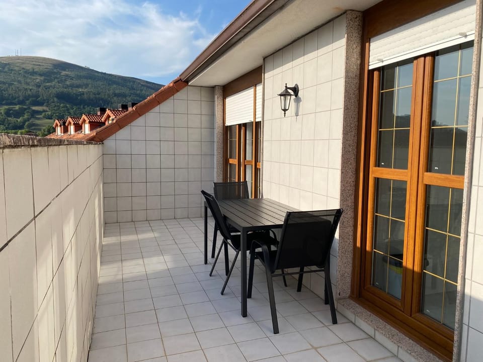 Excelente apartamento con garaje y piscina Apartment in Cantabria