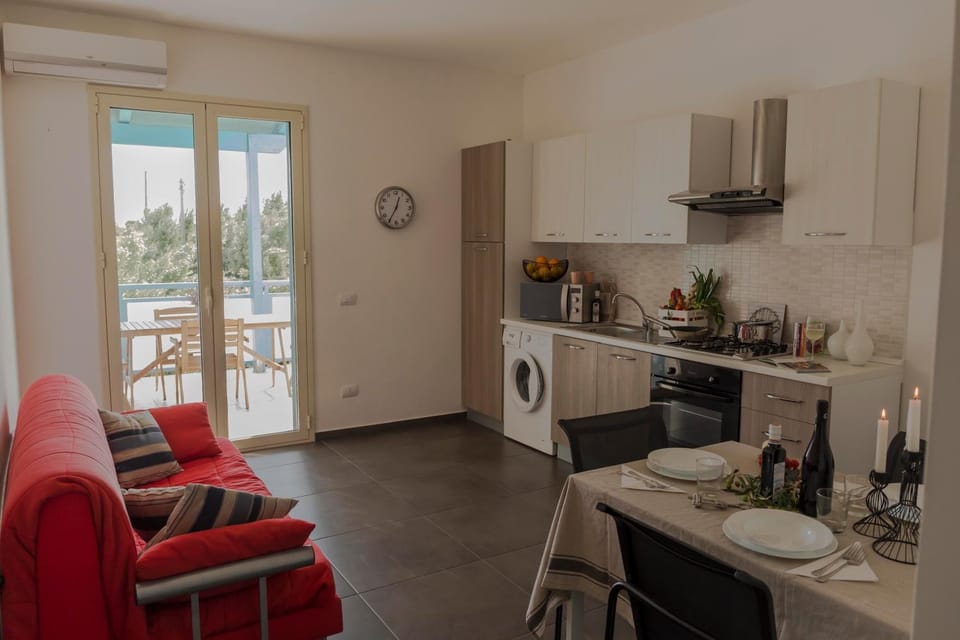 Kitchen or kitchenette, Living room, Dining area