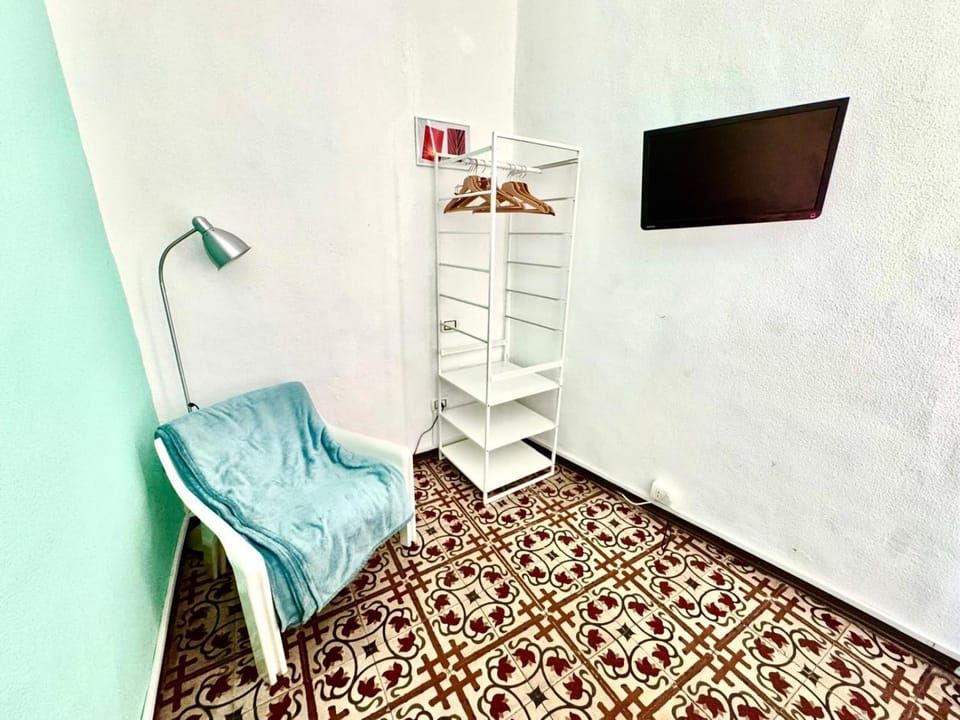 TV and multimedia, Bedroom, wardrobe