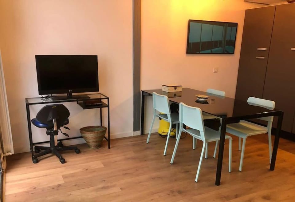 Beautiful loft with terrace 6 Pers. CAL Apartment in Madrid