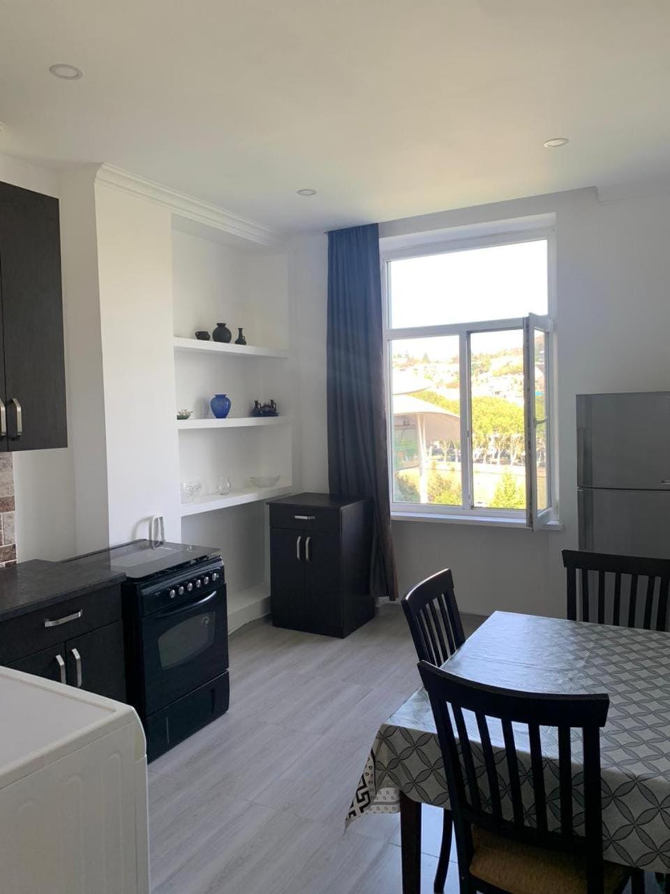 Kitchen or kitchenette, Dining area, pet friendly, stove