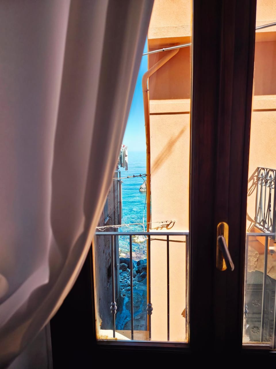 LA CASETTA AZZURRA CHIANALEA - locazione turistica Bed and Breakfast in Scilla