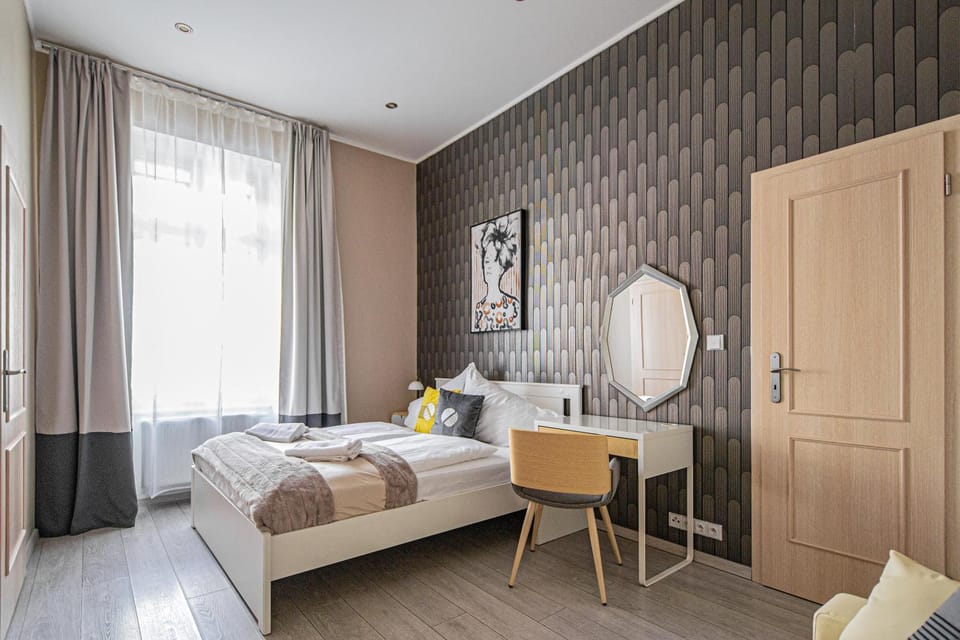 Bed, Photo of the whole room