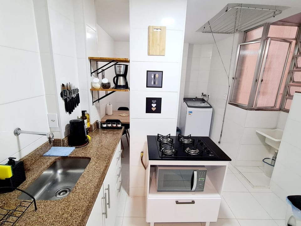 Coffee/tea facilities, minibar, stove, laundry, washing machine, kitchen