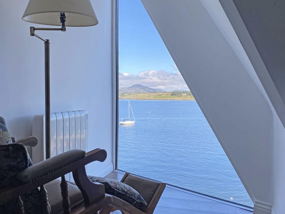 Living room, Sea view