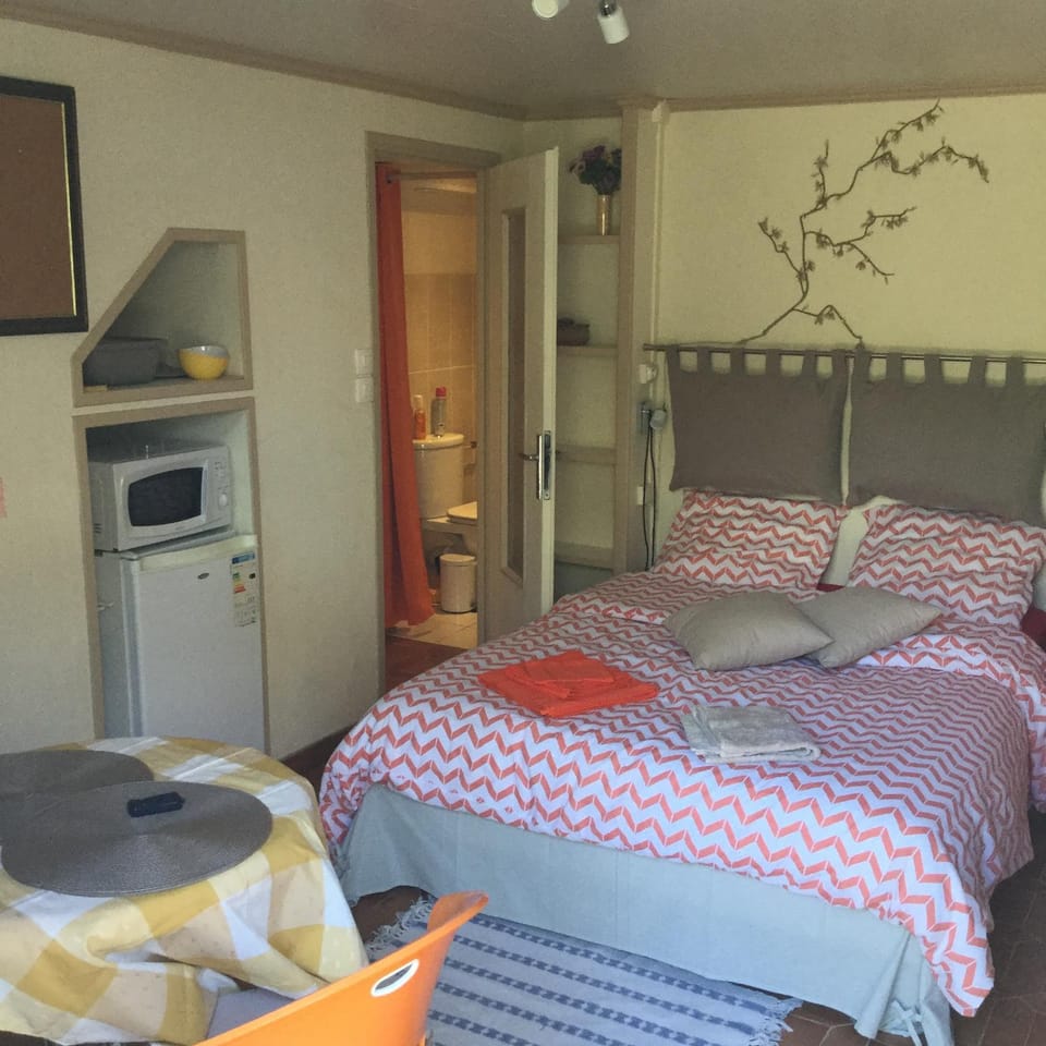 Le Clos Joly Apartment in Occitanie