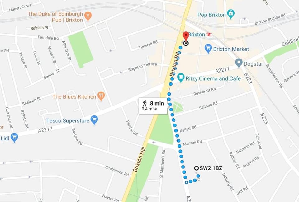 Modern 2-Bed Flat Near Tube in Vibrant Brixton Apartment in London