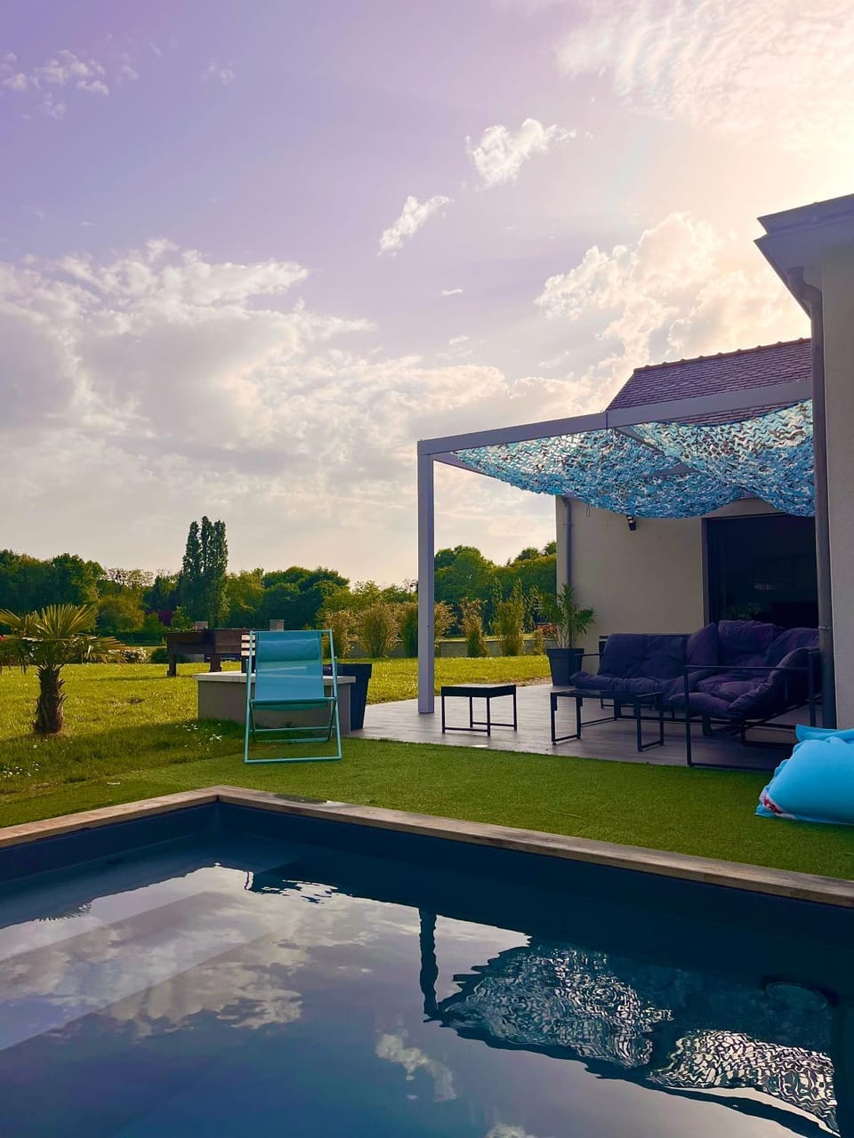 Natural landscape, Pool view, sunbed