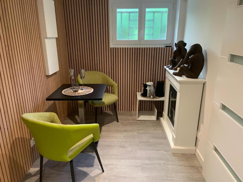 *Romance Jacuzzi* Appartement Spa pour les amoureux ou les solos Apartment in Île-de-France