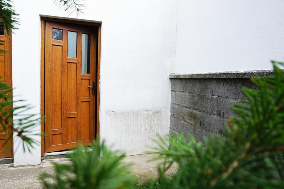 Facade/entrance, Day