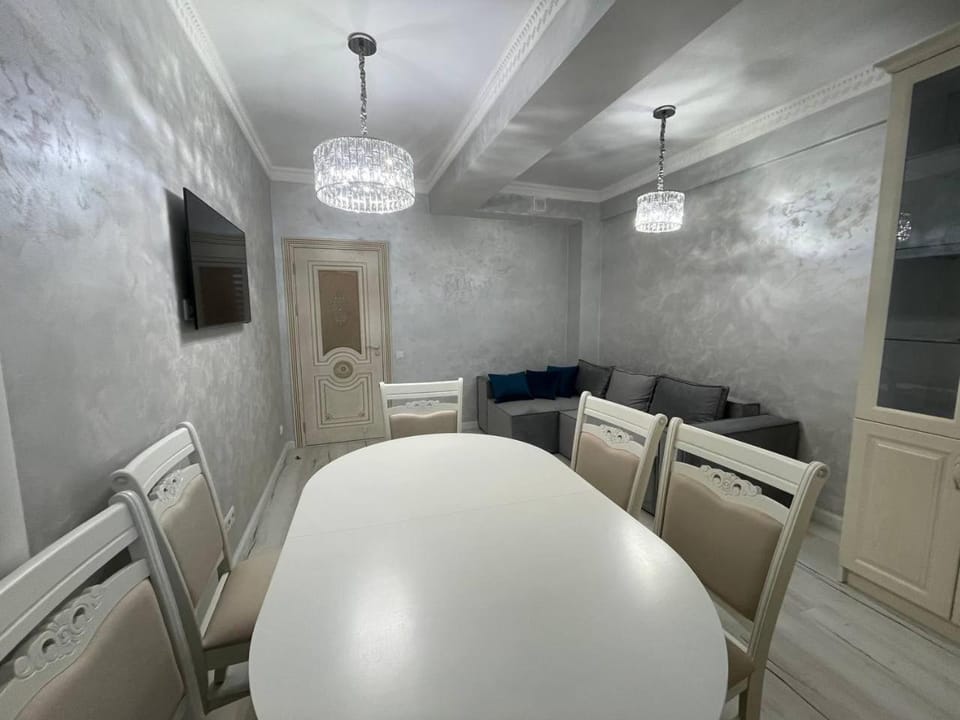 Modern cozy apartment ultracentral Apartment in Chișinău