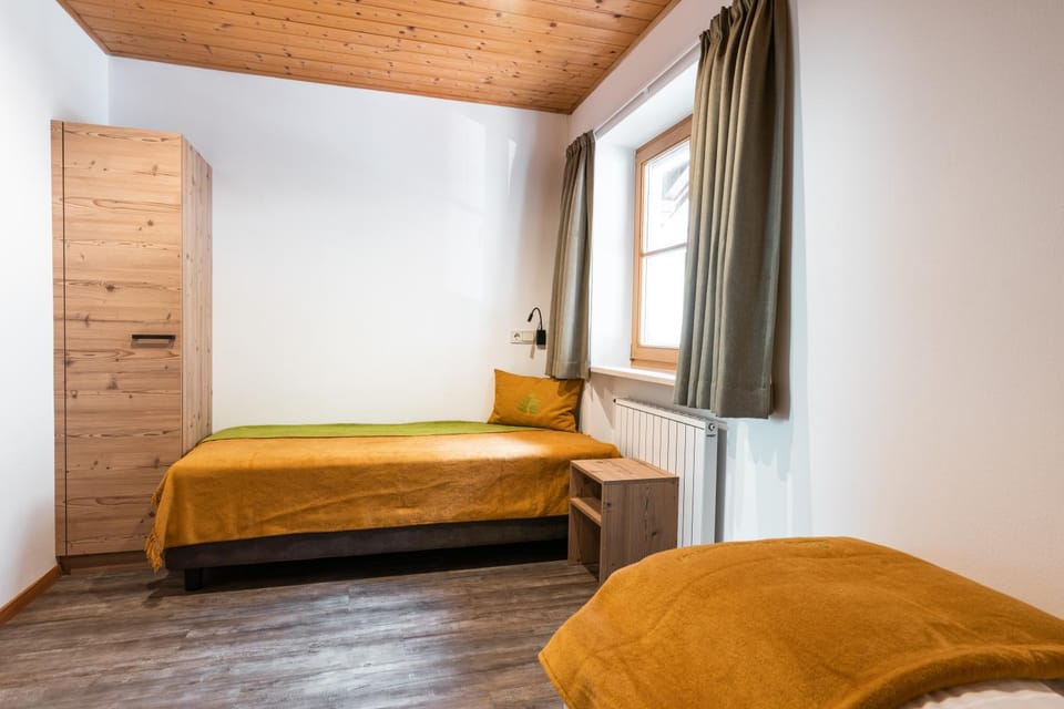 Bed, Photo of the whole room, Bedroom, children