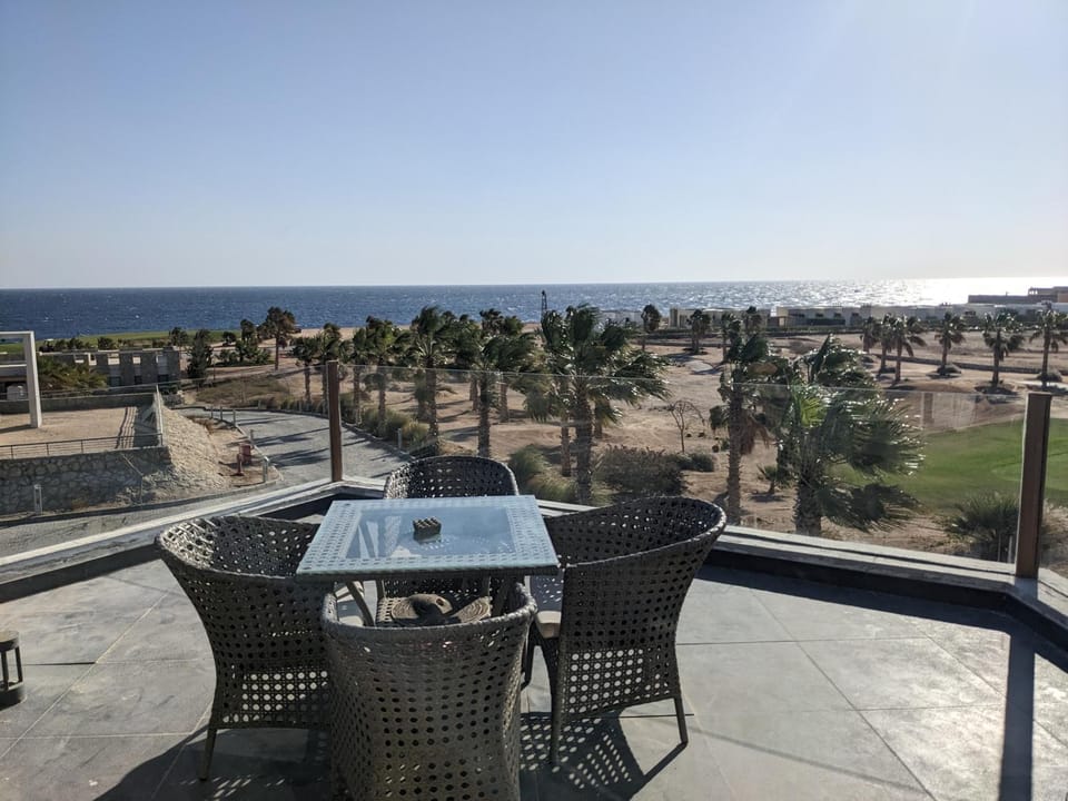 Sea & Golf Views 2BR Villa with Free Beach & Pool Access Villa in Red Sea Governorate