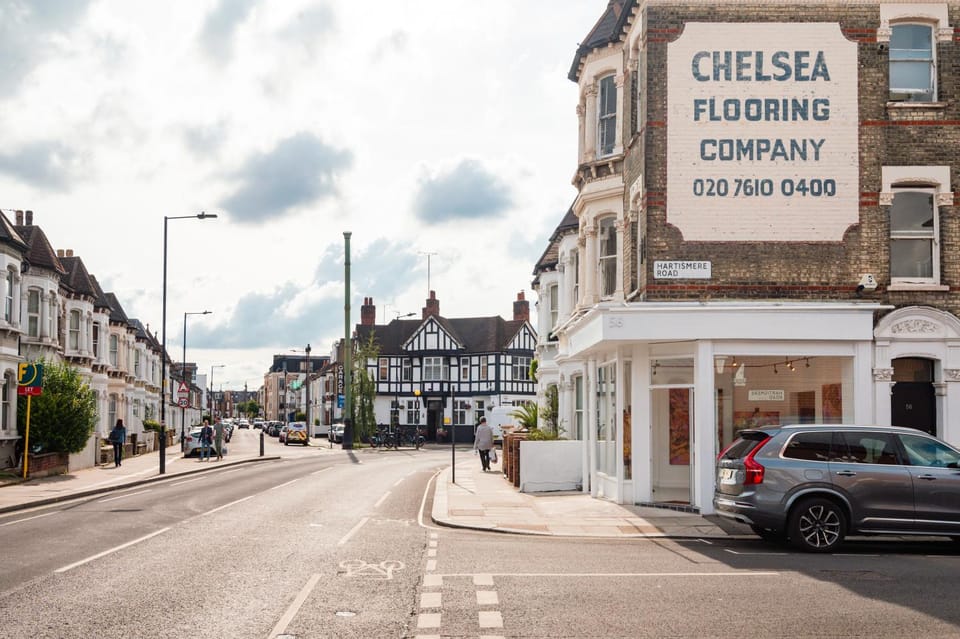 Neighbourhood, Street view