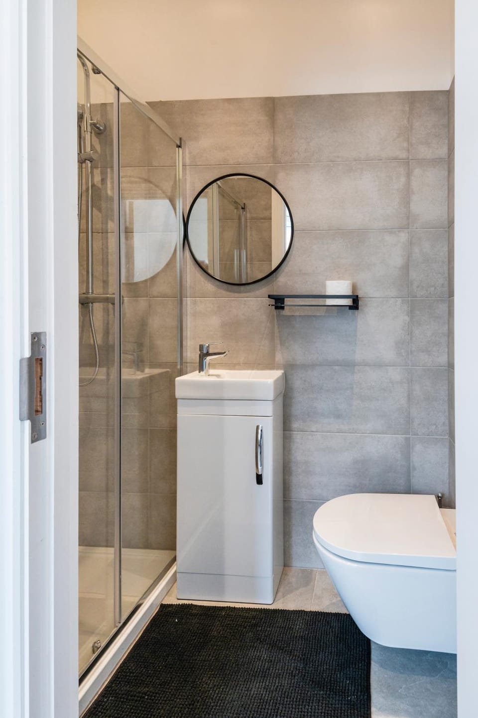 Shower, Toilet, Bathroom