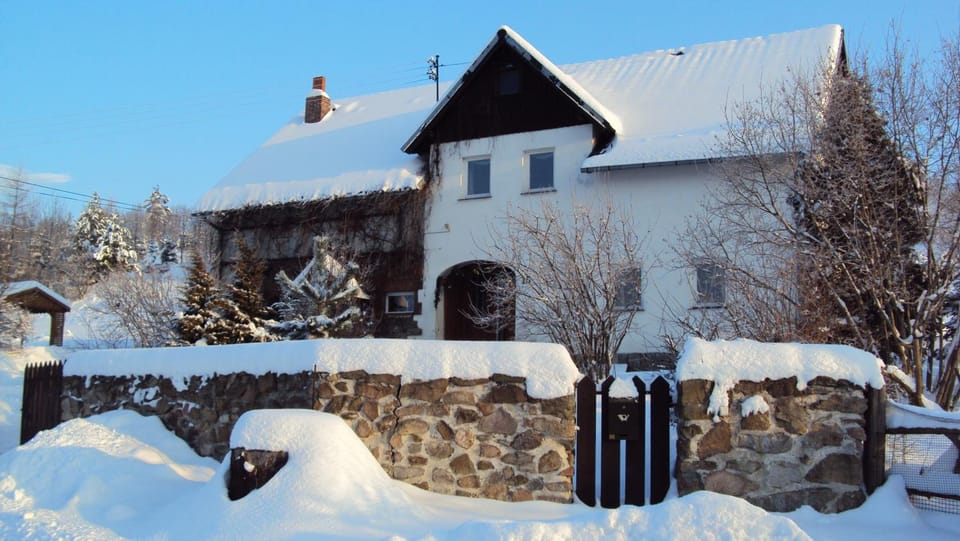 Property building, Off site, Day, Neighbourhood, Winter, Other, Other, Other, Location