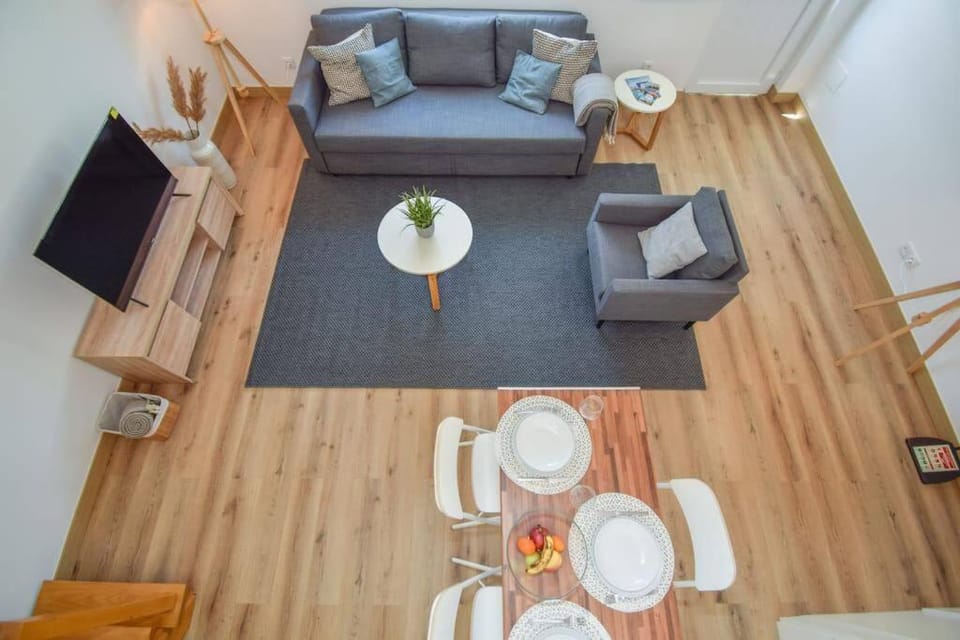 Estúdio espaçoso com terraço - 10 minutos da praia Apartment in Lisbon District