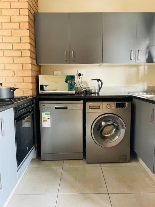 Waterfall Ridge Apartments Apartment in Sandton
