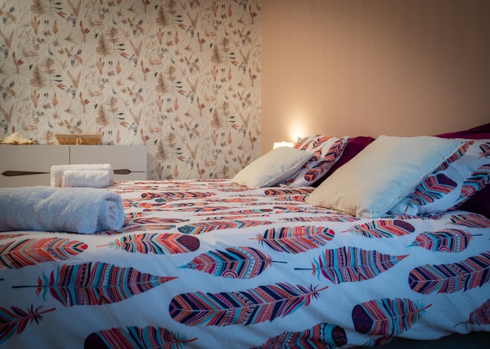 Bed, Night, Bedroom