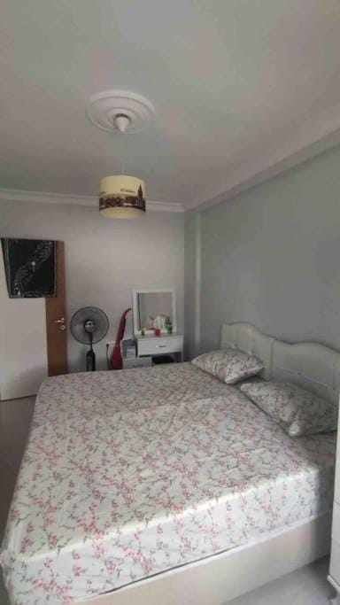 Tınaztepe kampüse 5 dk 1+1 daire Apartment in Izmir