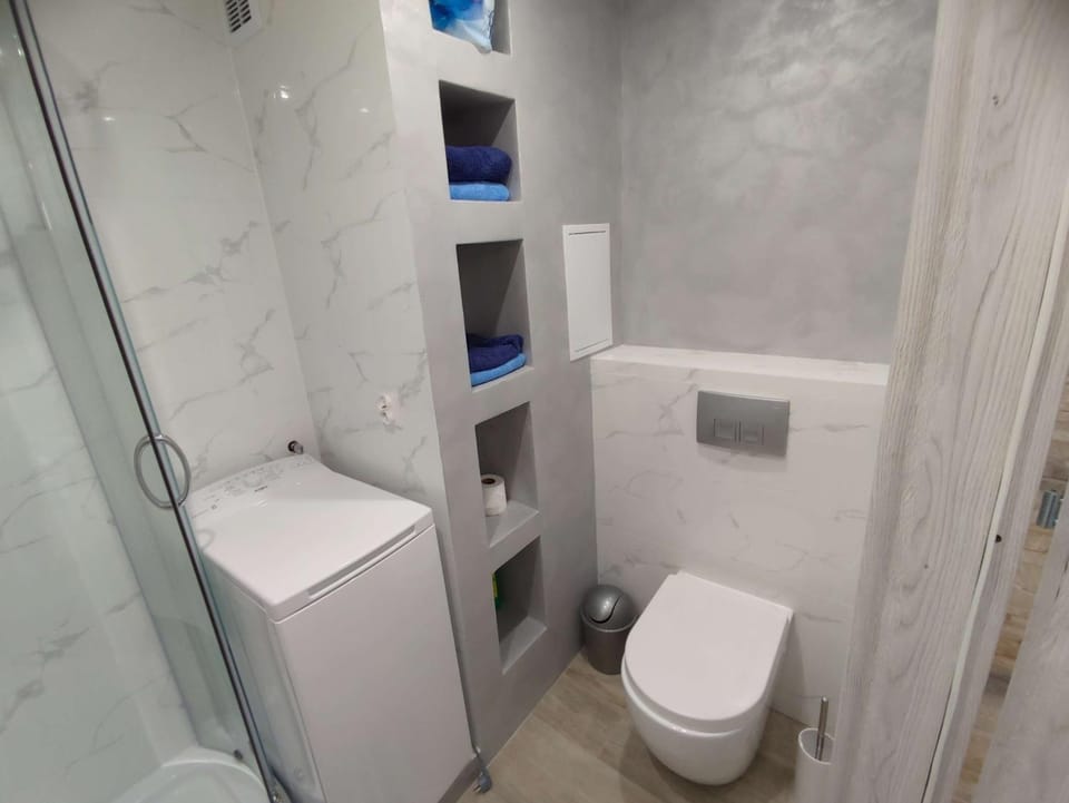 Toilet, Bathroom