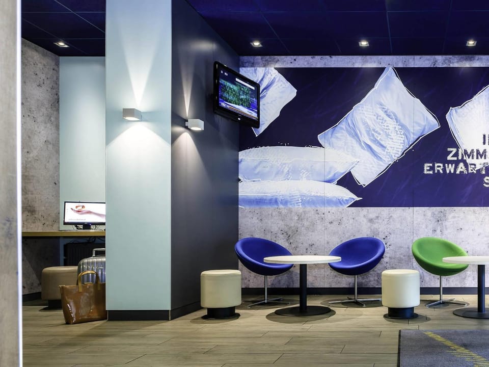 Property building, Seating area