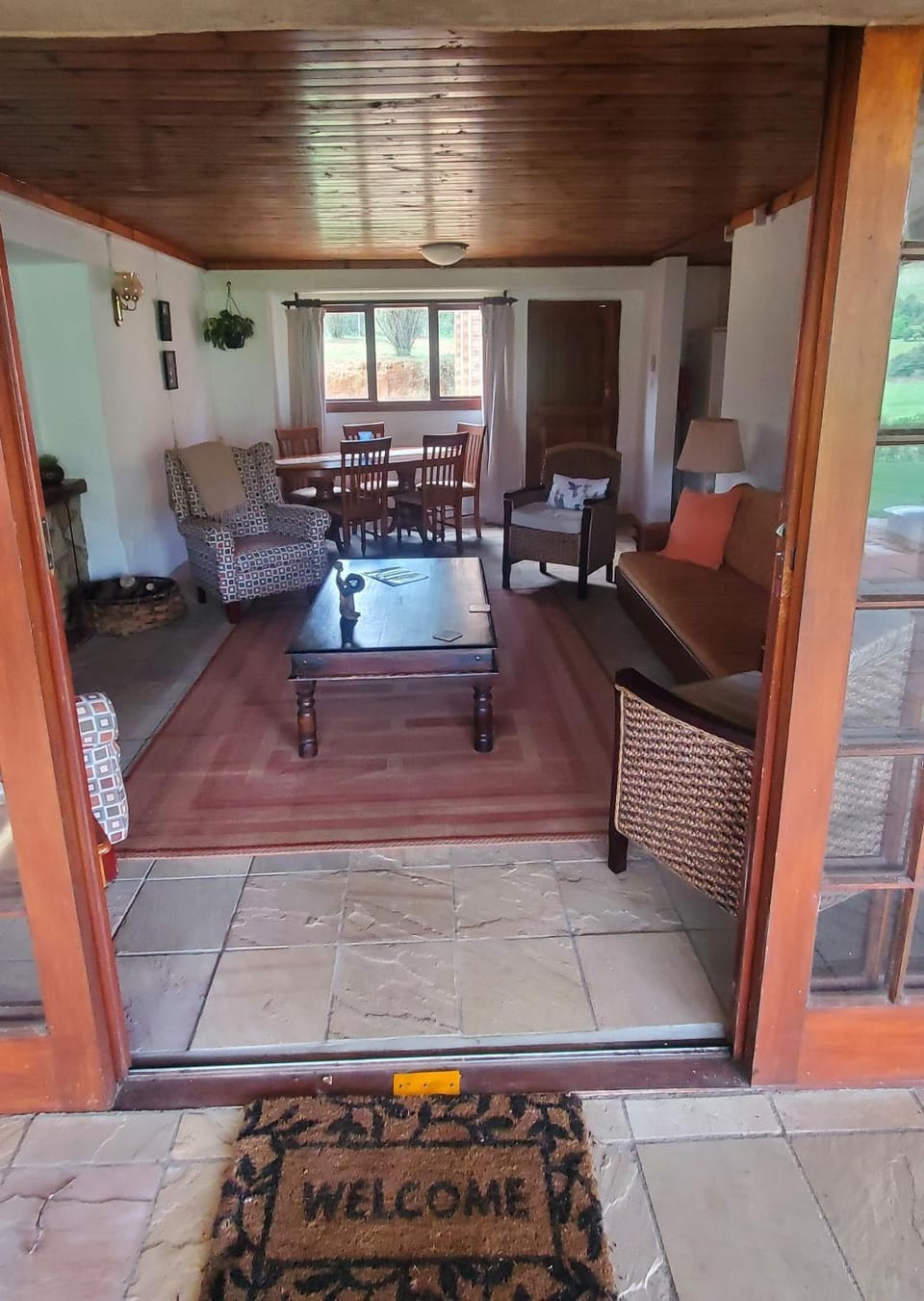 Property building, Seating area