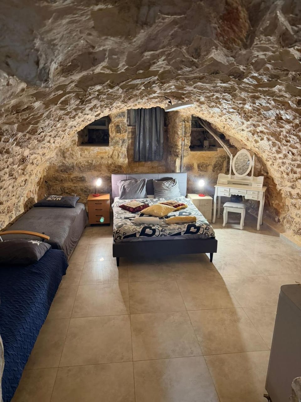 historic luxury cave Apartment in Jerusalem