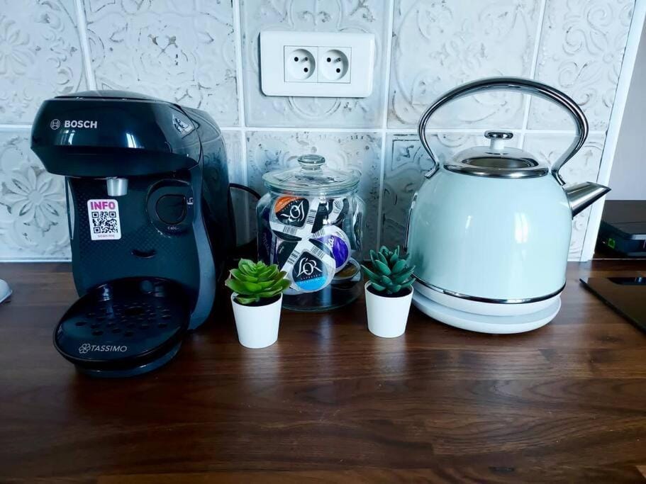 Coffee/tea facilities
