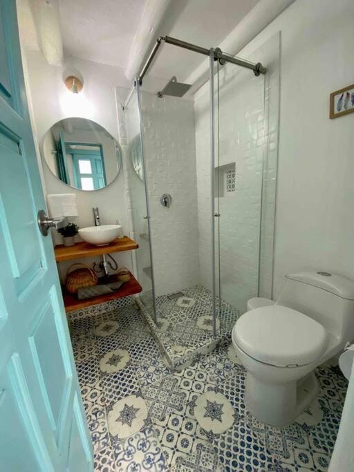 Shower, Bathroom