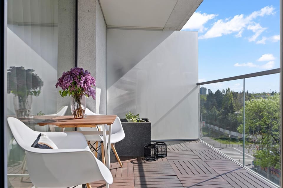 View (from property/room), Balcony/Terrace, Garden view