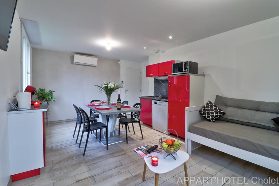 Appart hotel Cholet Carteron Apartment hotel in Pays de la Loire